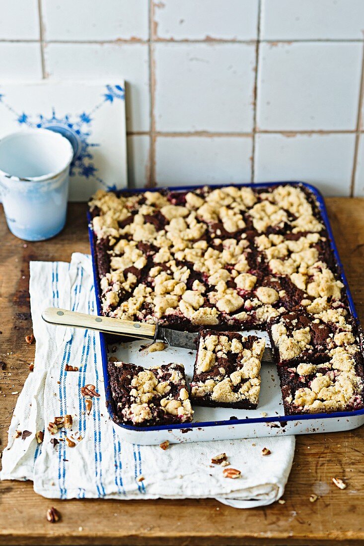 Streuselkuchen mit Kirschen