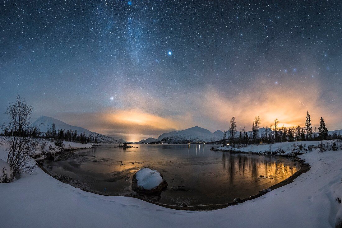 Night sky and light pollution in winter