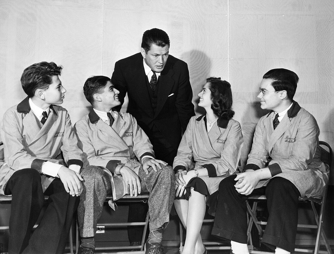 Gene Tunney, US boxer, at science fair, 1940