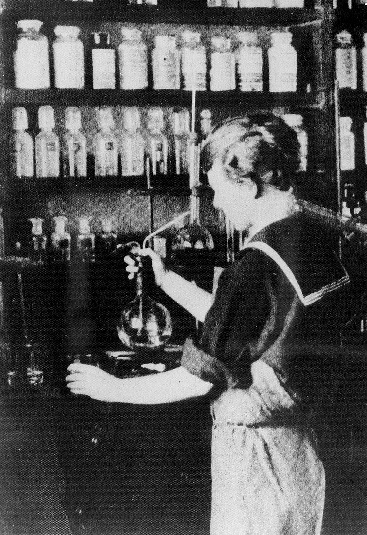 Margaret Dorothy Foster, US chemist