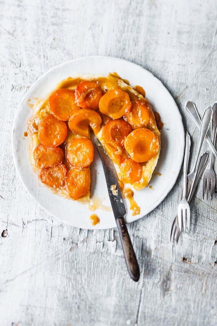 Apricot and coconut tart