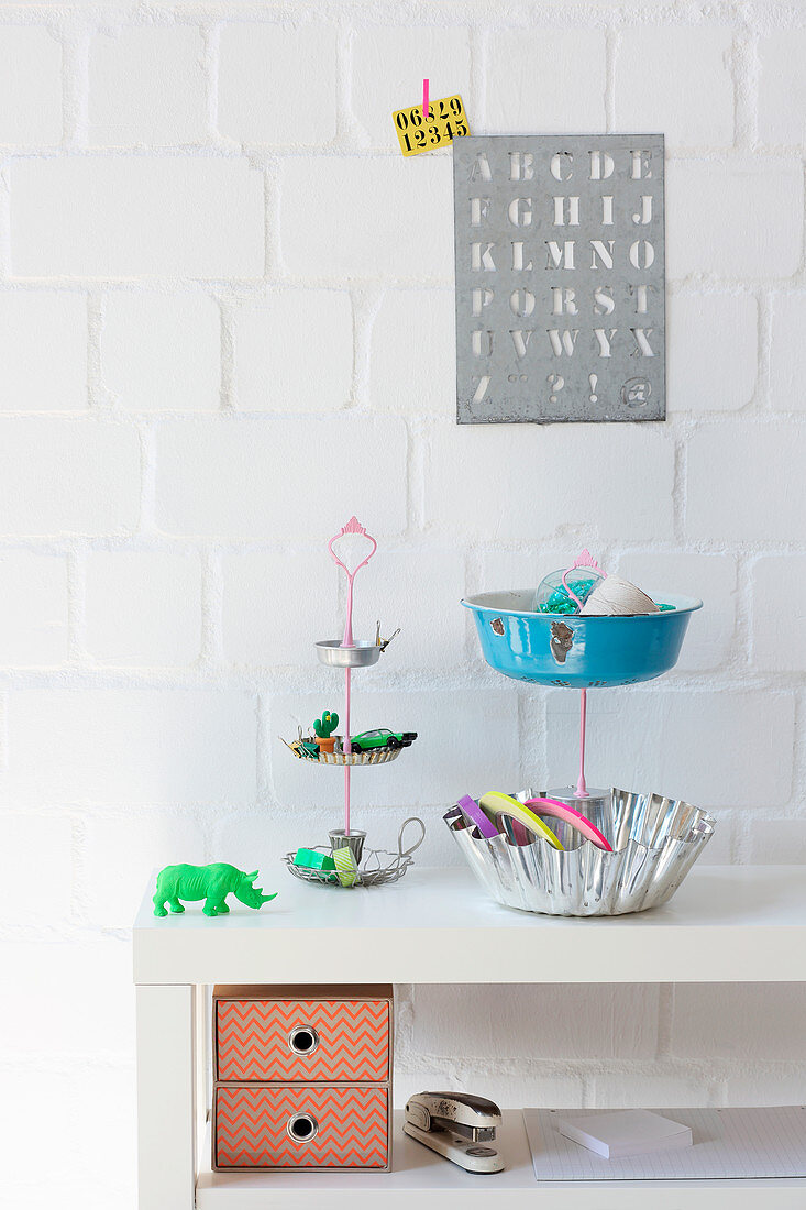 DIY cake stands made from recycled cake tins and bowls