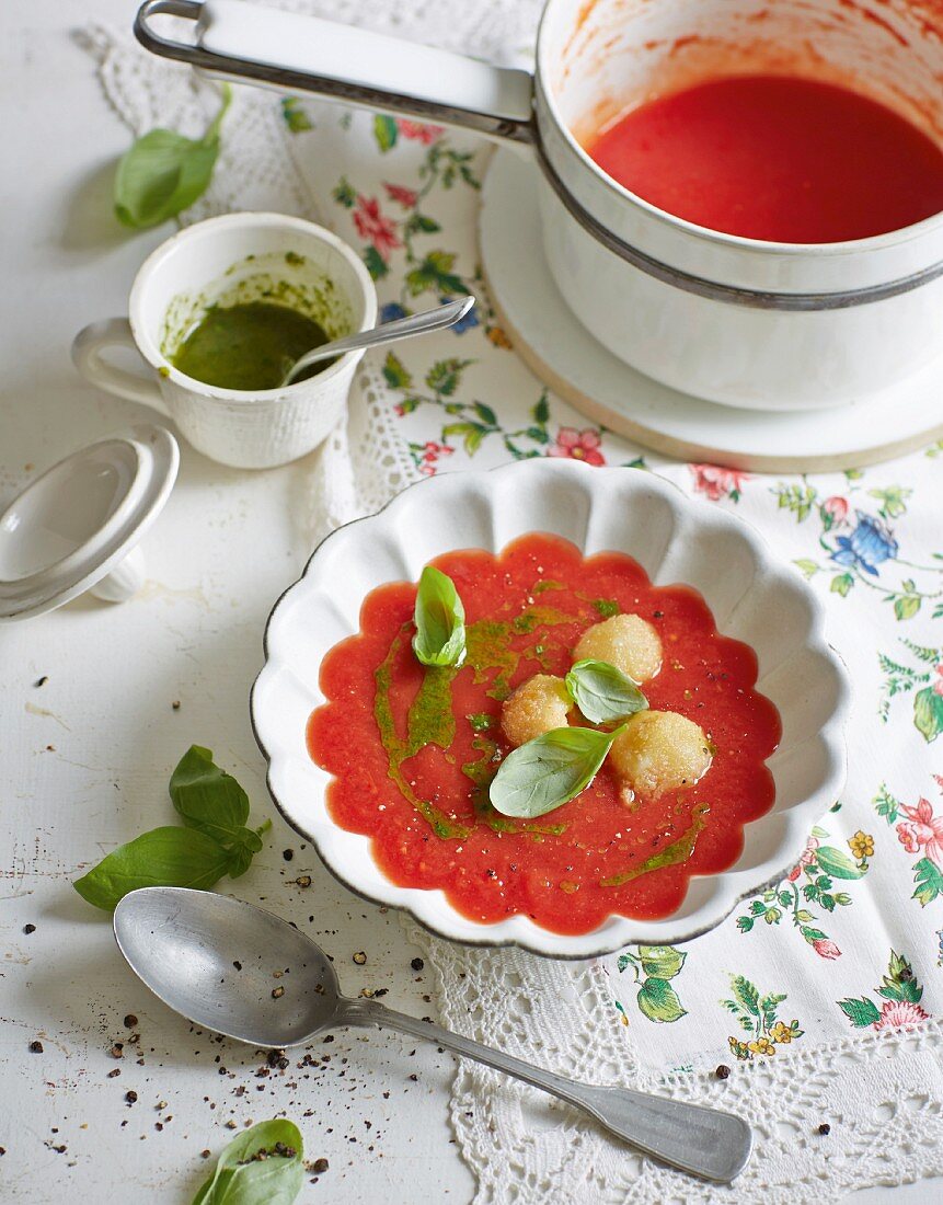 Caprese tomato soup with mozzarella