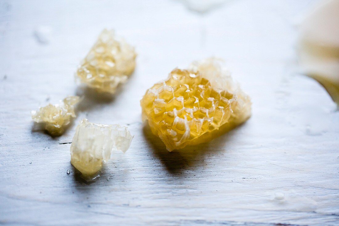 Fresh honeycomb