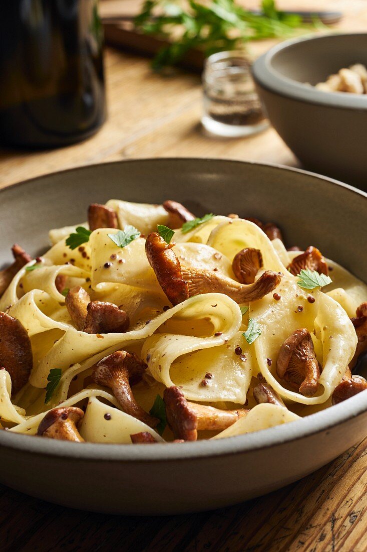 Pappardelle with chanterelles in mustard cream sauce