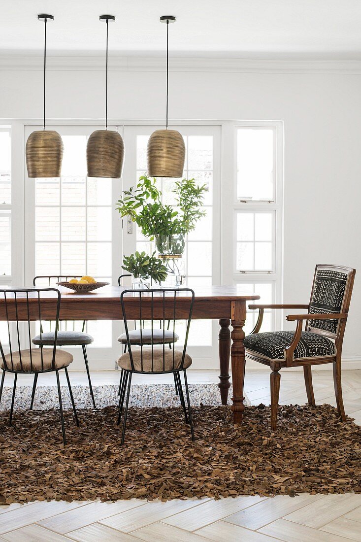 Dining room with rustic and natural ambiance