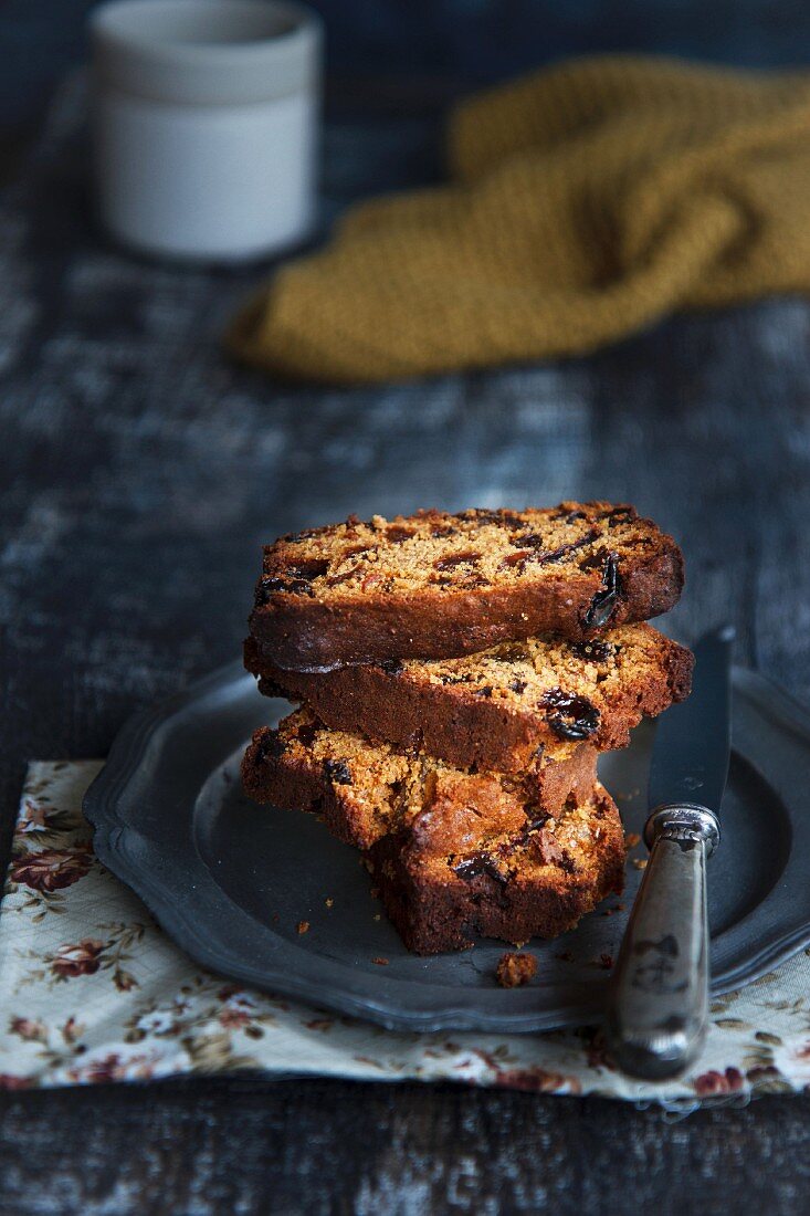 Bara Brith (tea cake with raisins, Wales, Great Britain)