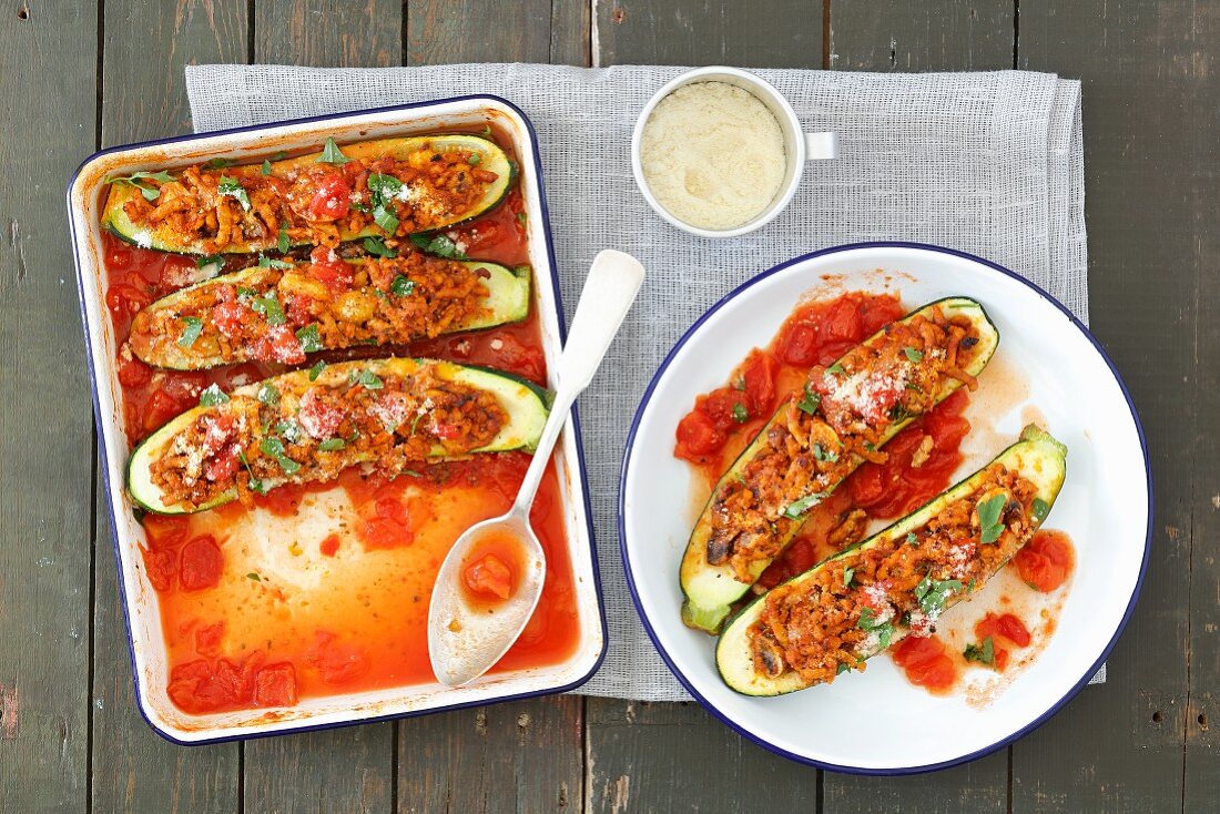 Courgette stuffed with pork