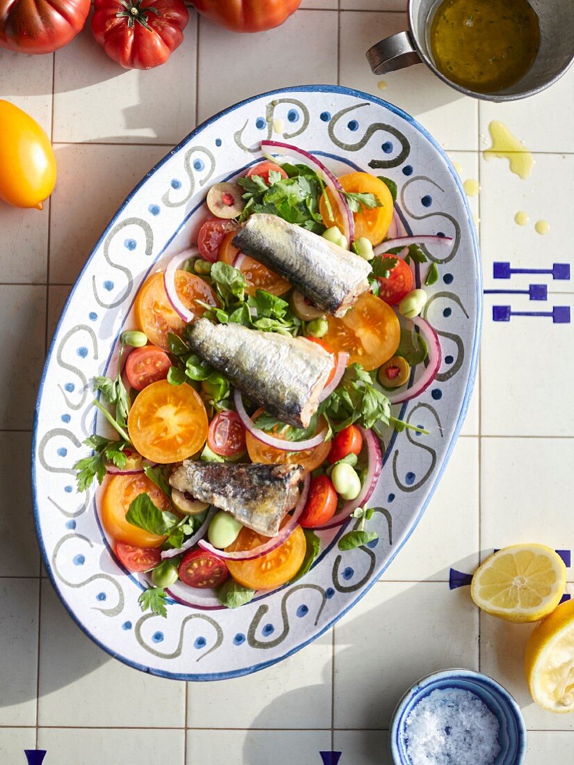 Portuguese sardines with tomato and lettuce