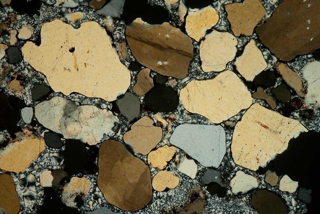 Sandstone in chalcedony matrix, polarised light micrograph