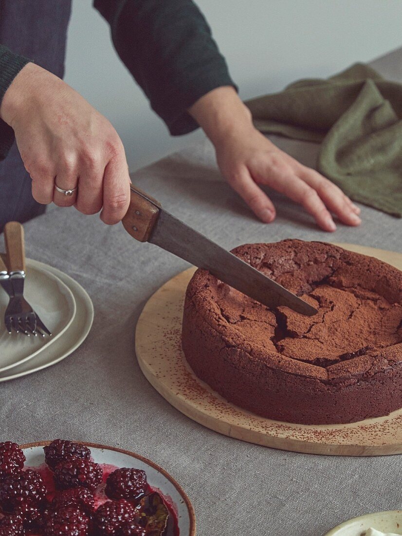 Flourless chocolate cake