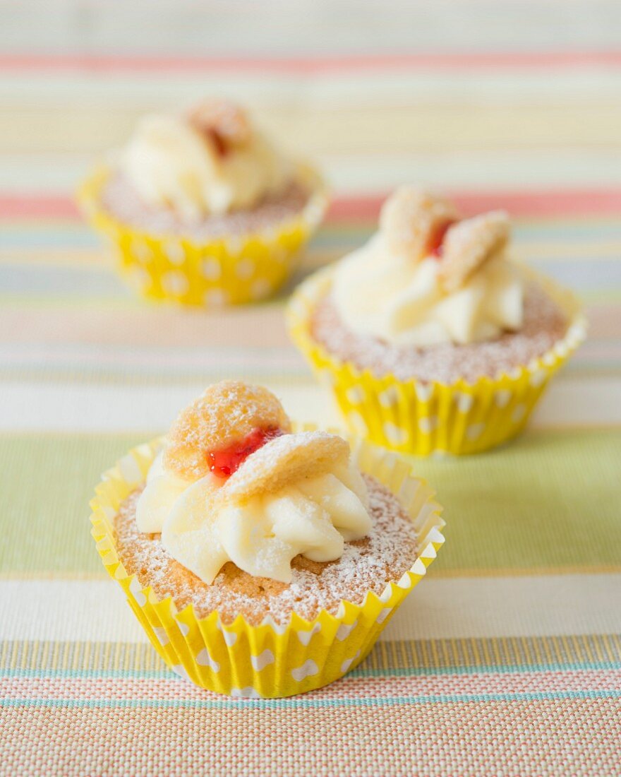 Spring butterfly cupcakes