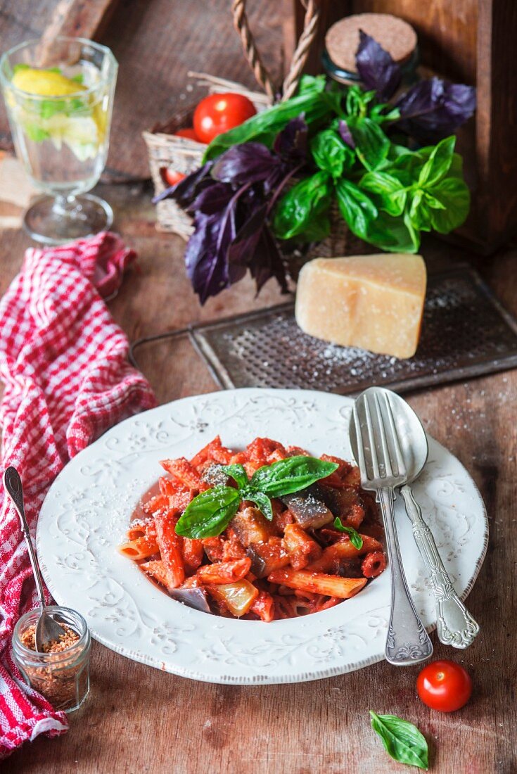 Pasta with eggplants