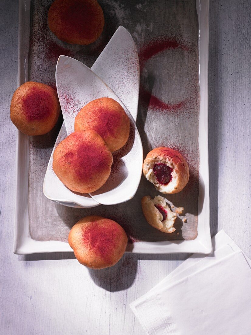 Hearty mini dumplings filled with beetroot jam