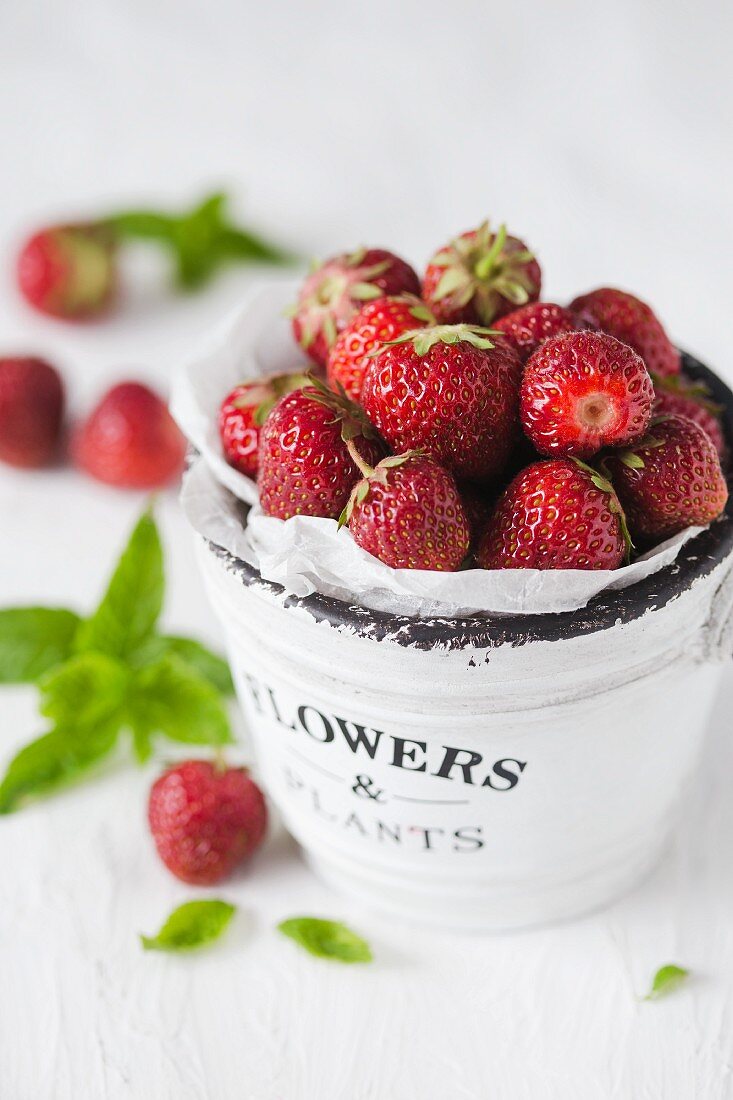 Strawberries in a ceramic pot
