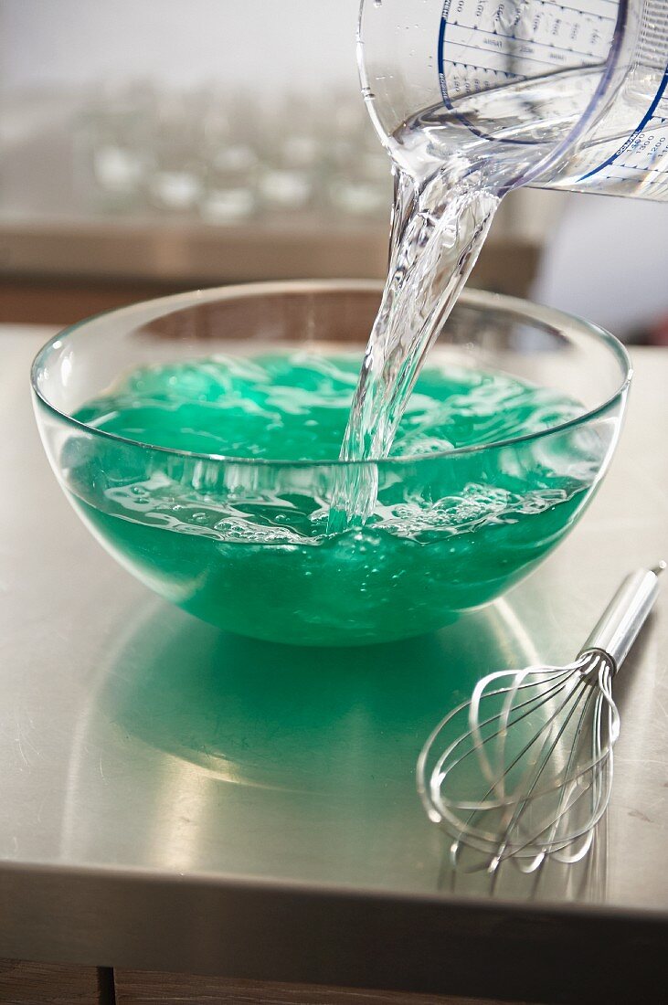 Add water to the jelly mixture