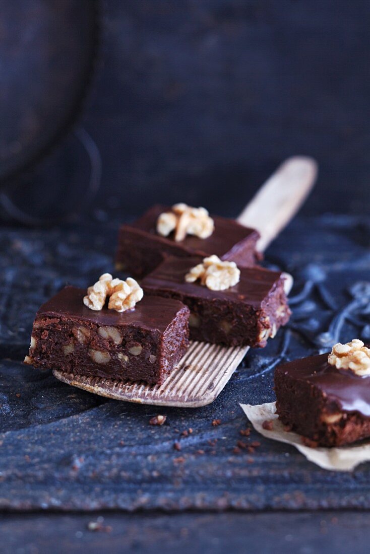 Walnut and chocolate brownies (Christmas)