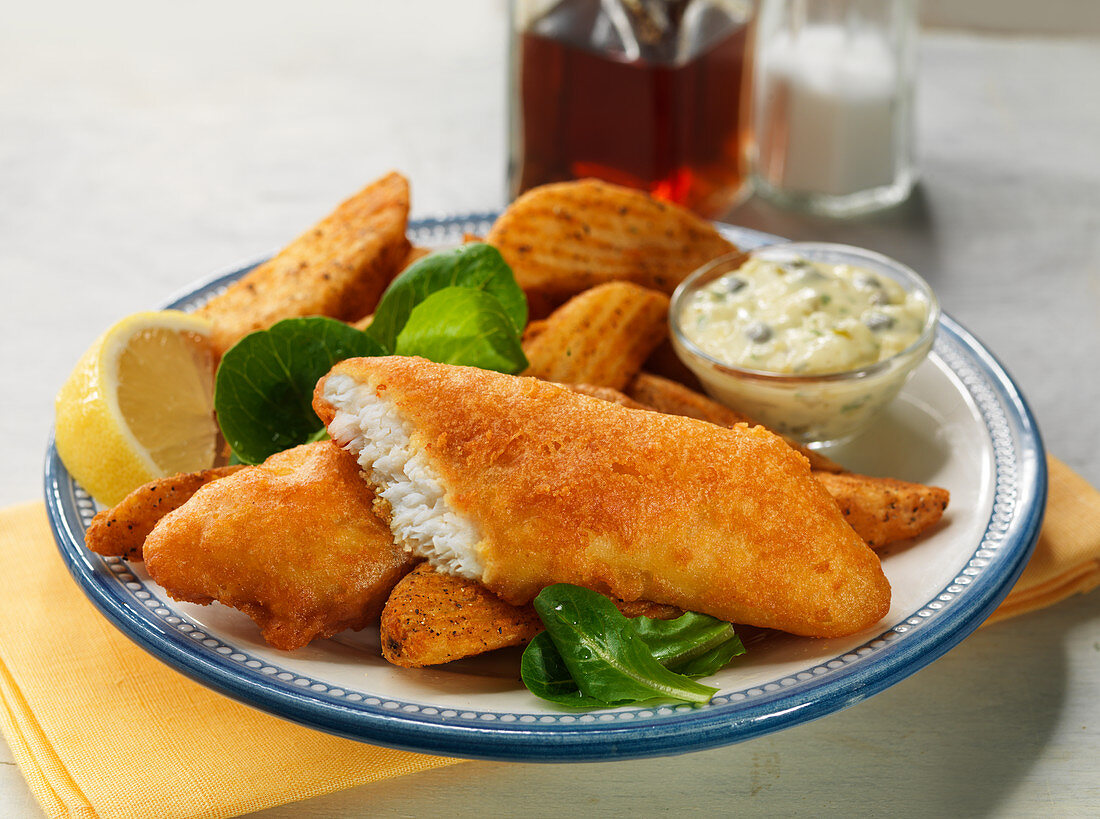 Fish and chips with tartare sauce