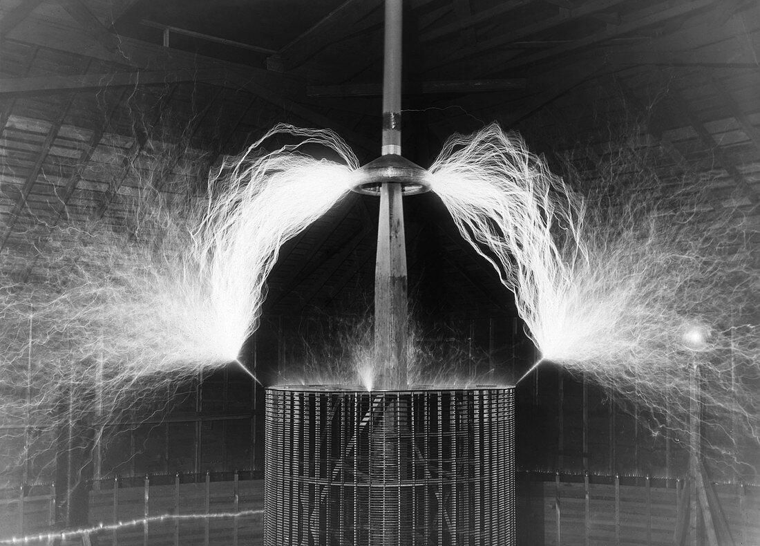 Tesla coil experiment, circa 1899
