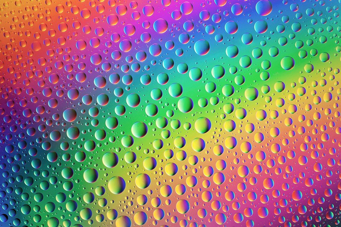Water drops under polarised light