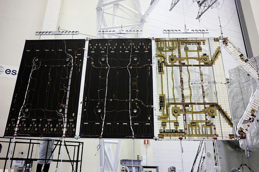 BepiColombo spacecraft solar panels test