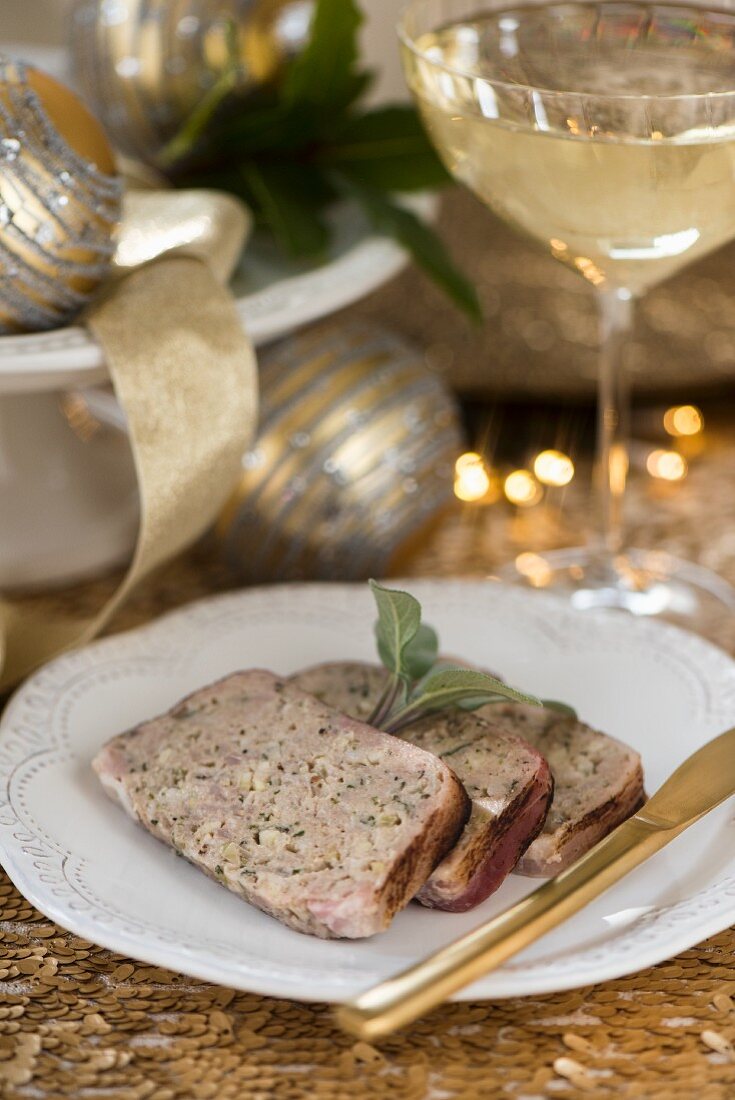 Meat terrine (as a side dish for Christmas dinner)