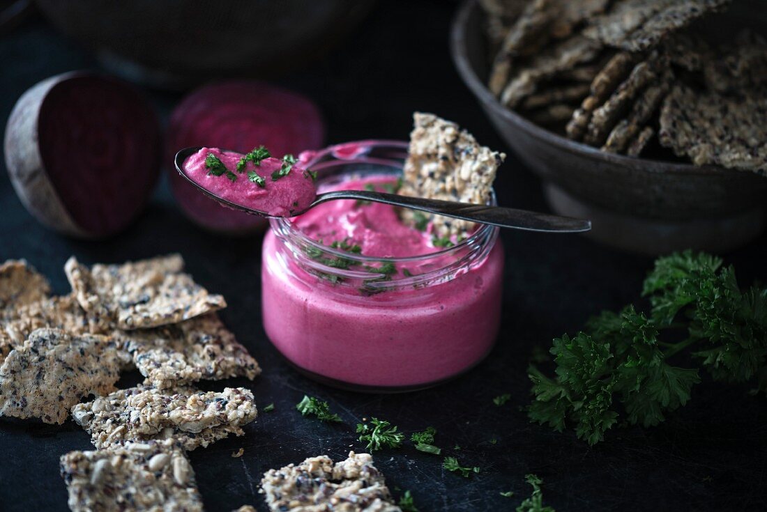 Vegan beetroot and cashew spread with seed crackers