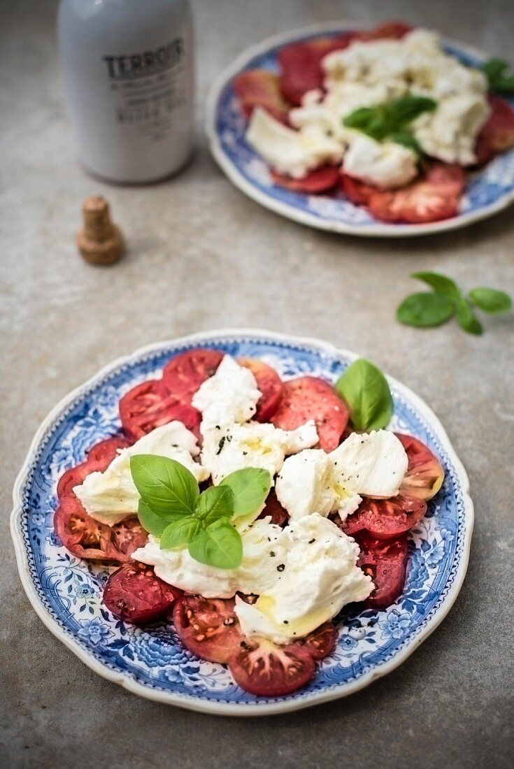 Caprese salad (tomato, mozzarella and basil)