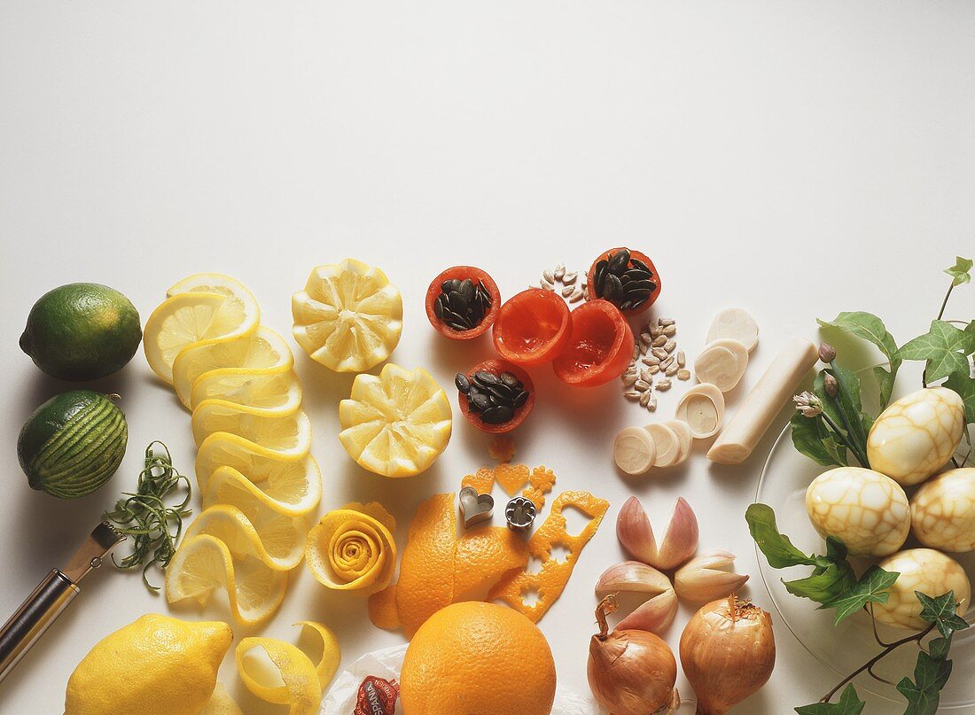 Small food carvings - an ideal table decoration