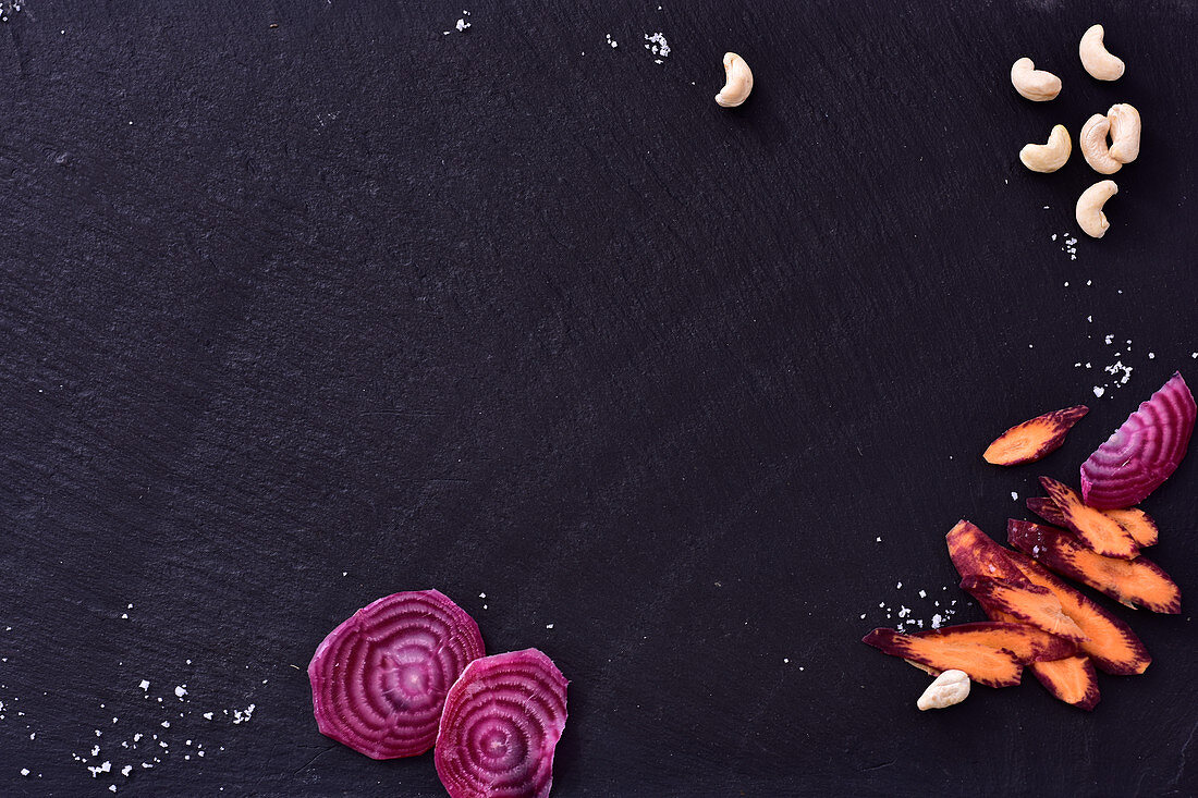 Beetroot, red carrots and cashews