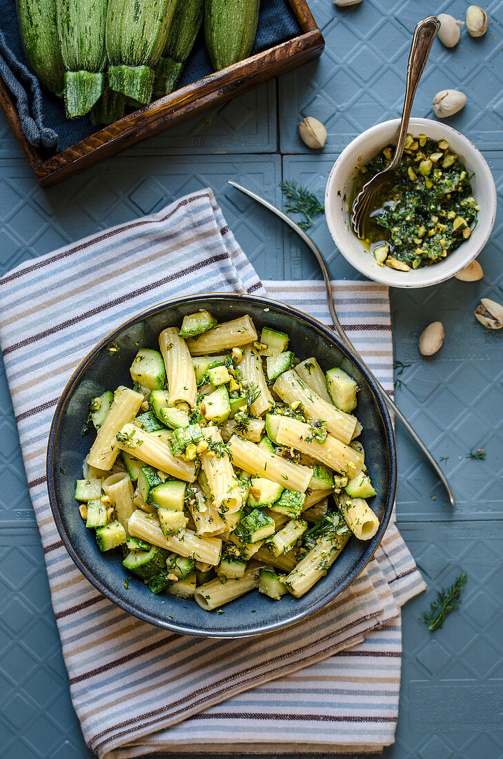 Pasta with pitachio pesto and zucchini