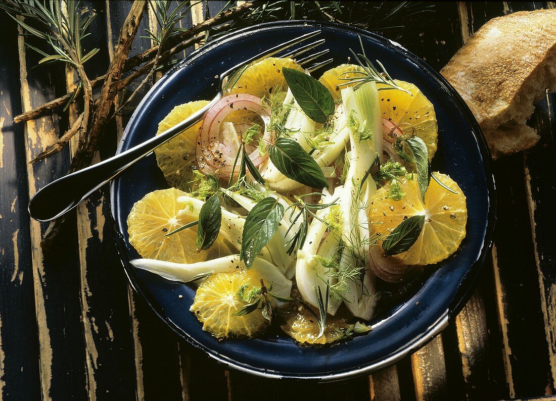 Fennel and Orange Salad with Red Onions