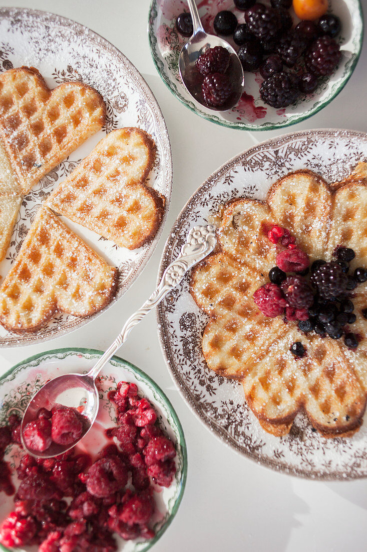 Waffeln mit Beeren