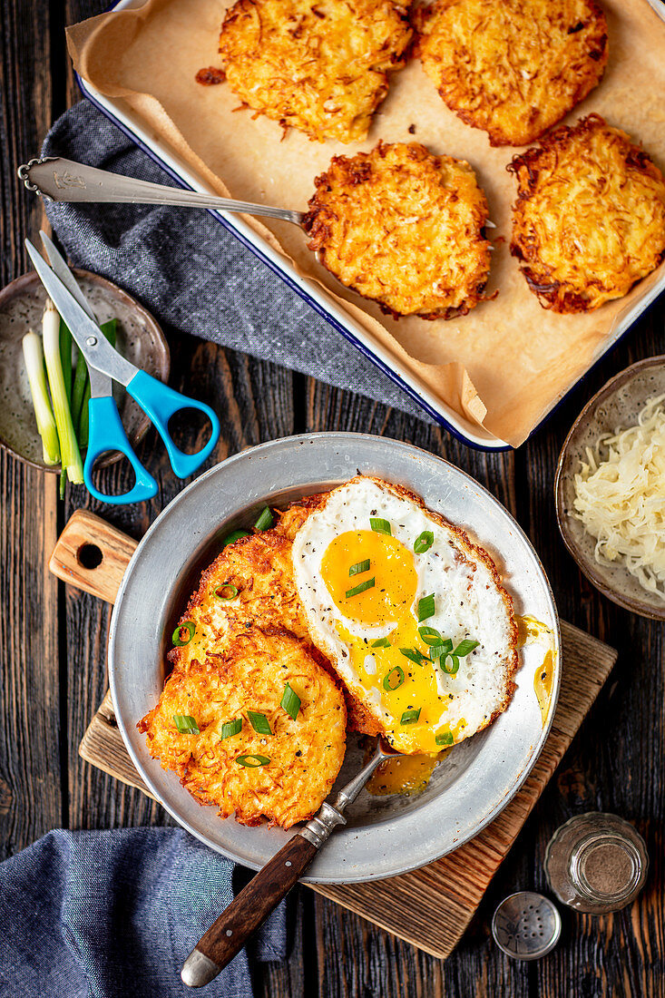 Potatoes and sauerkraut fritters with egg