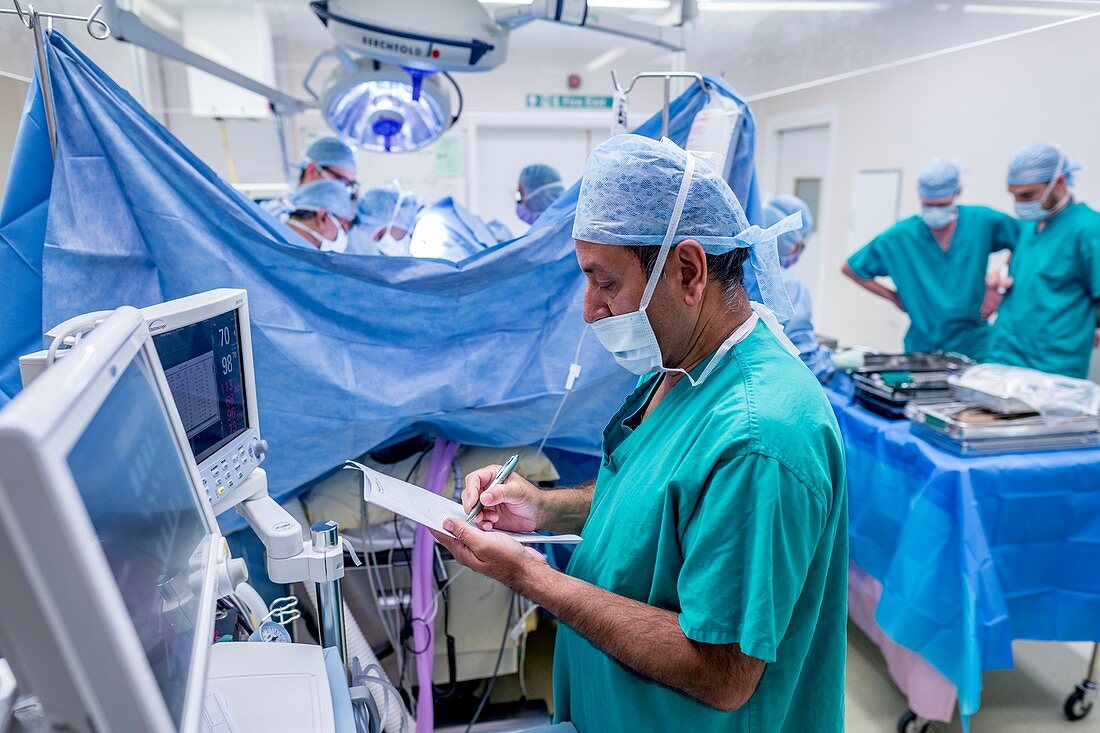 Spinal surgery anaesthetist