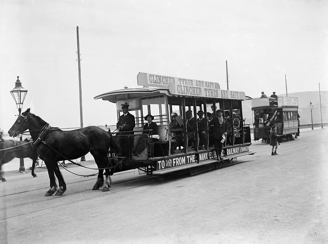 Horse bus at the RAC TT race, Isle of Man, 10 June 1914