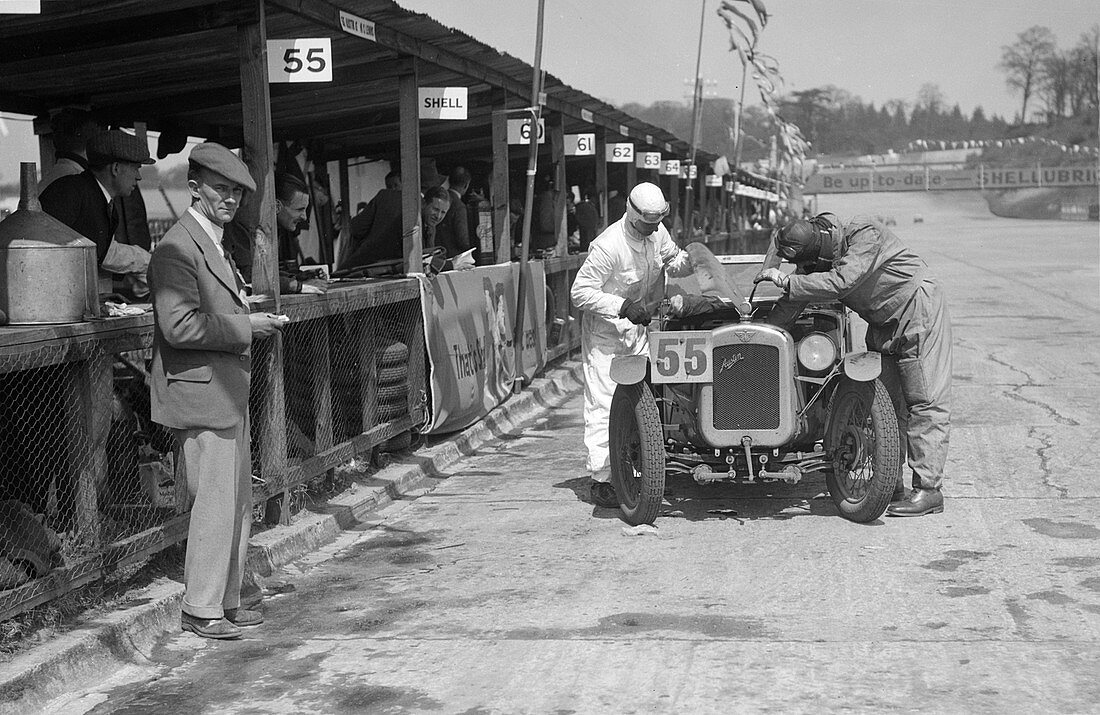 JCC Double Twelve race, Brooklands, May 1931