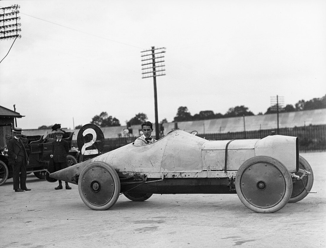 Straker Squire18 8 litre at Brooklands 28th May 1910