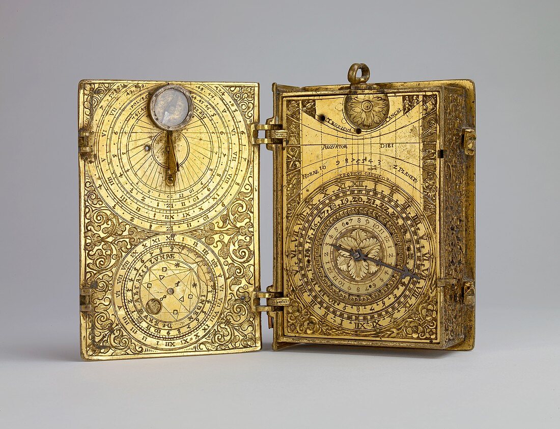 Gilt-brass cased clock-watch, c1580