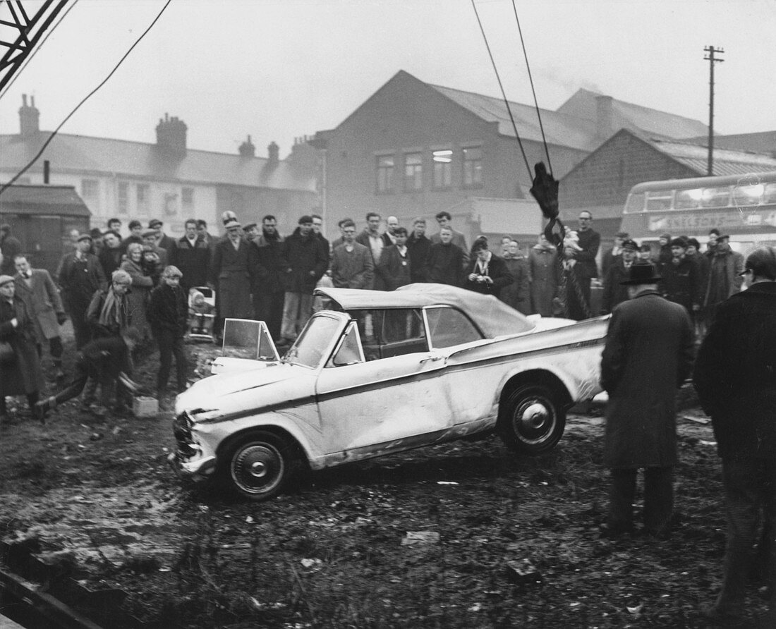 Sunbeam Rapier car accident, 1964