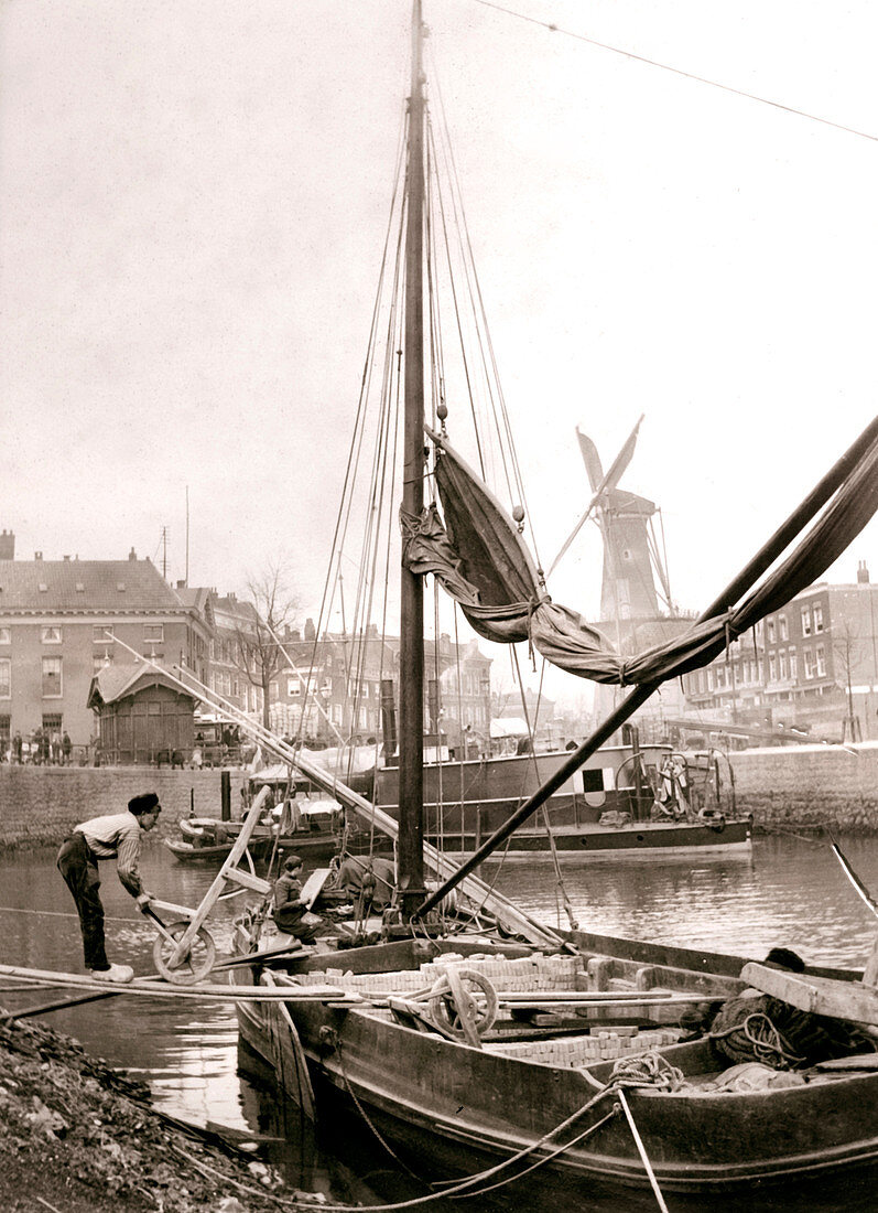 Canal boat, Rotterdam, 1898