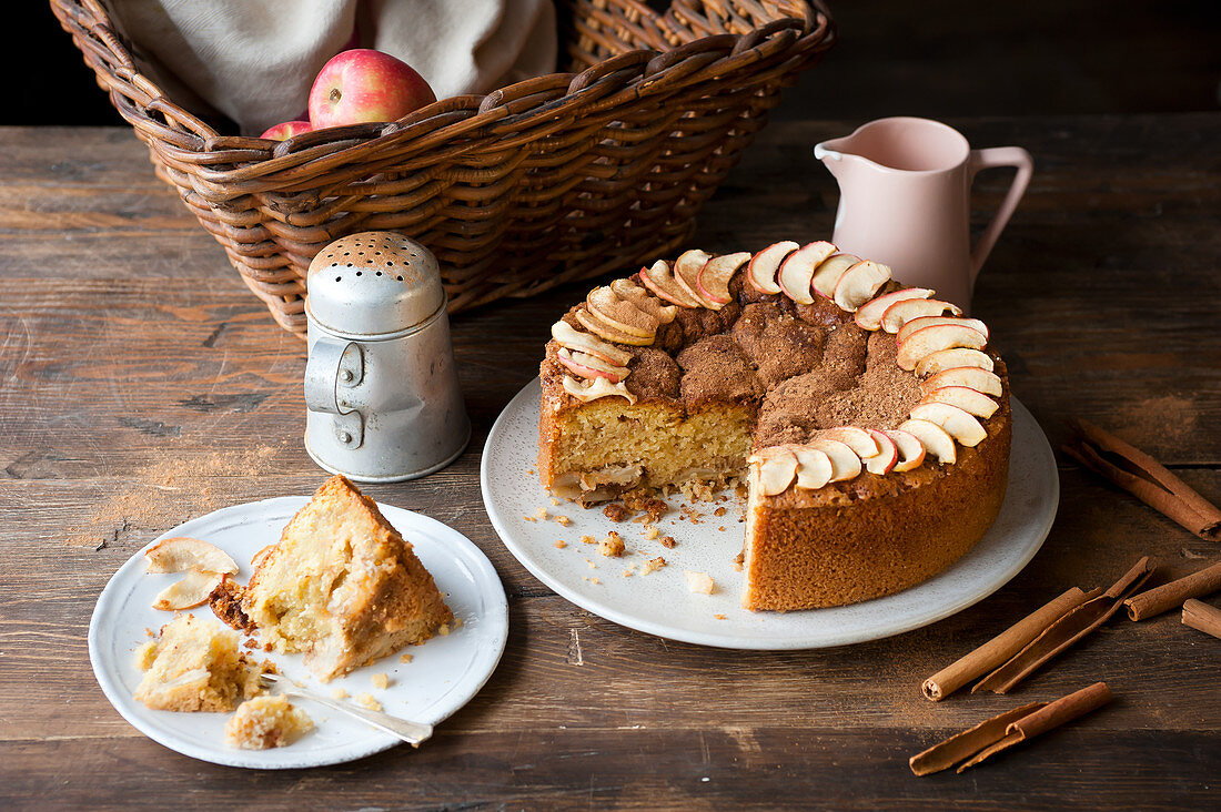 Apple Cake with cinnamon