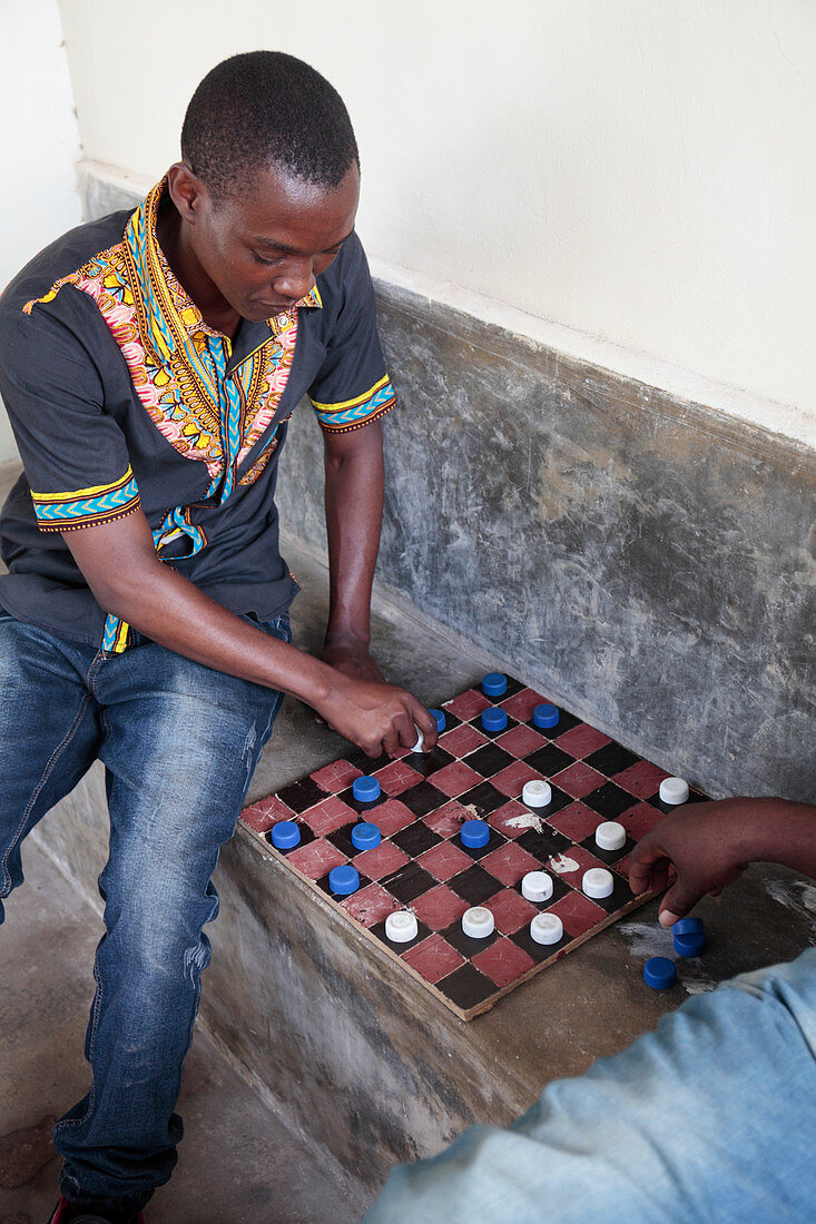 Draughts board game
