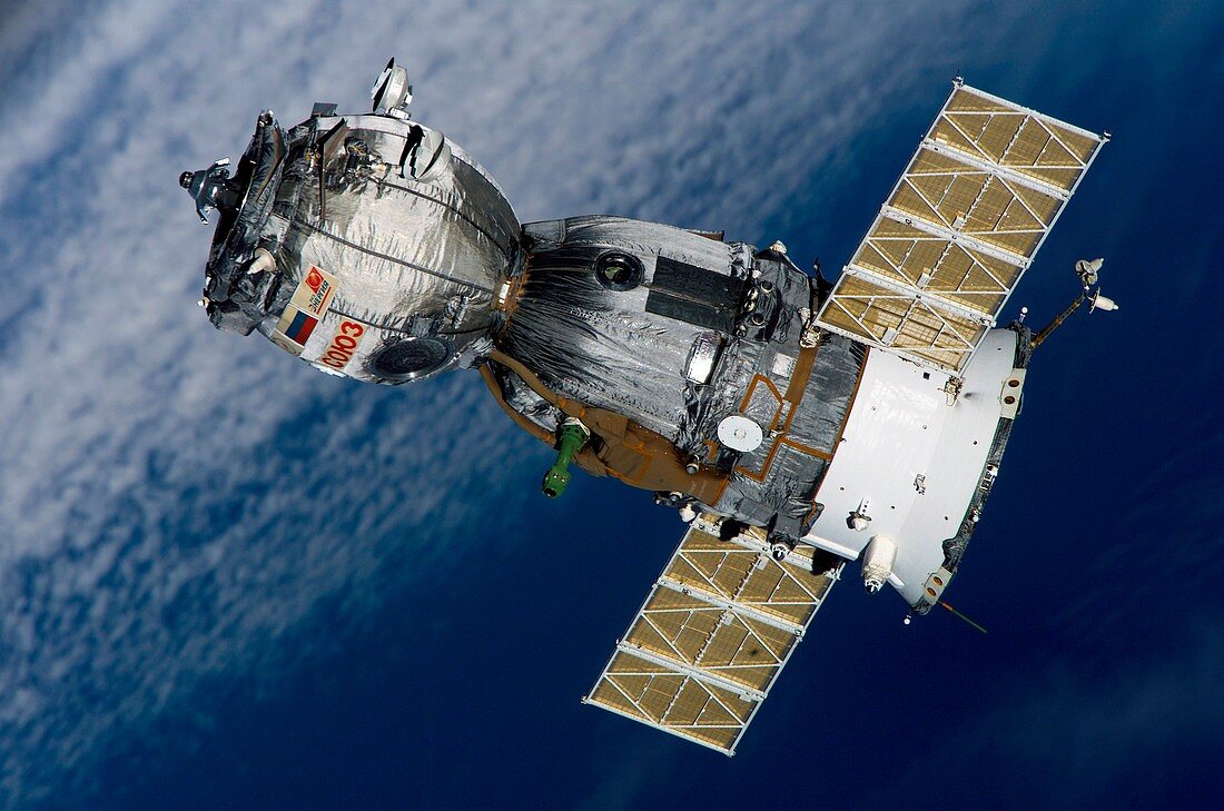 Soyuz TMA-7 spacecraft leaving the ISS, April 2006