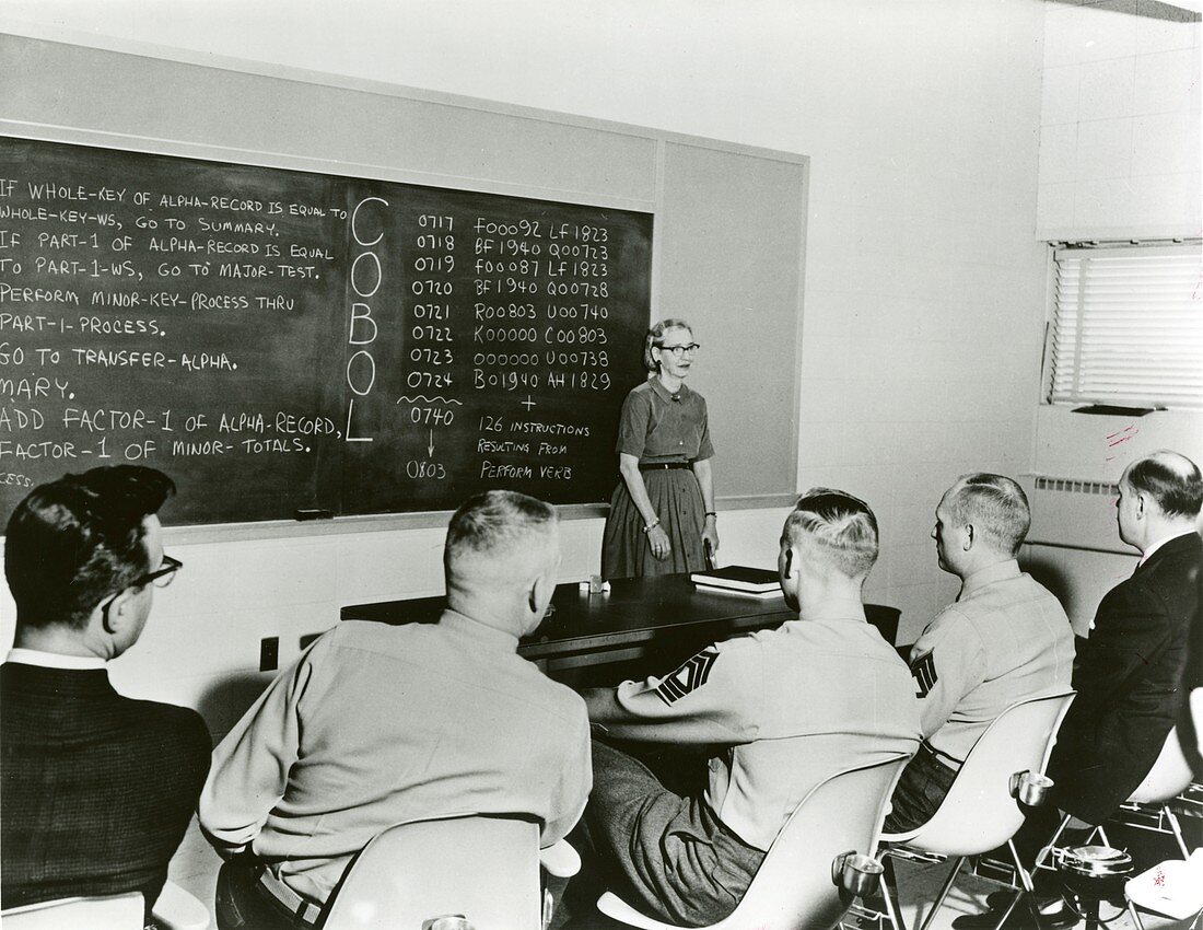 Hopper teaching COBOL computer programming, 1960s