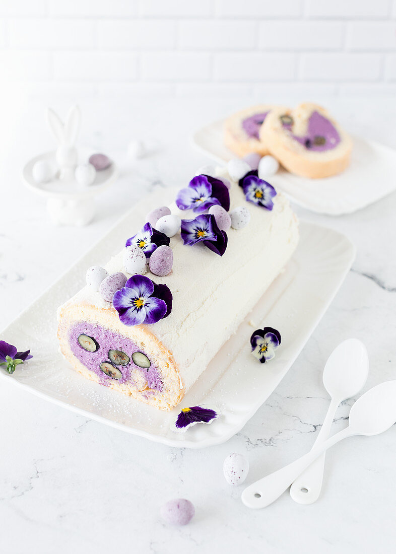 Blueberry Swiss roll with pansies