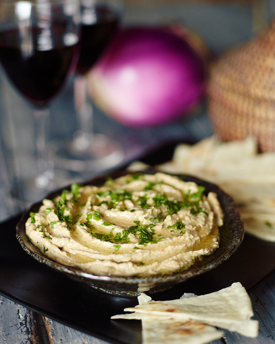 Hummus mit Fladenbrot