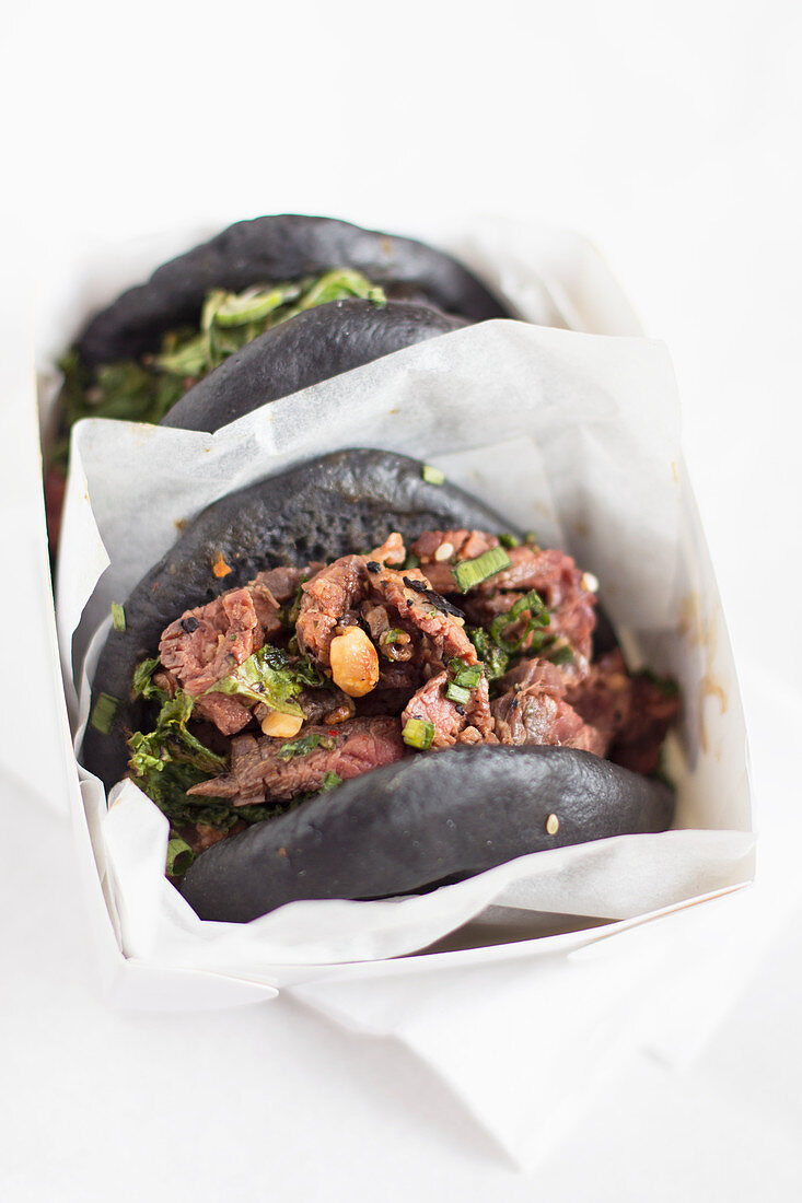 Black sesame beef flank steak steamed buns