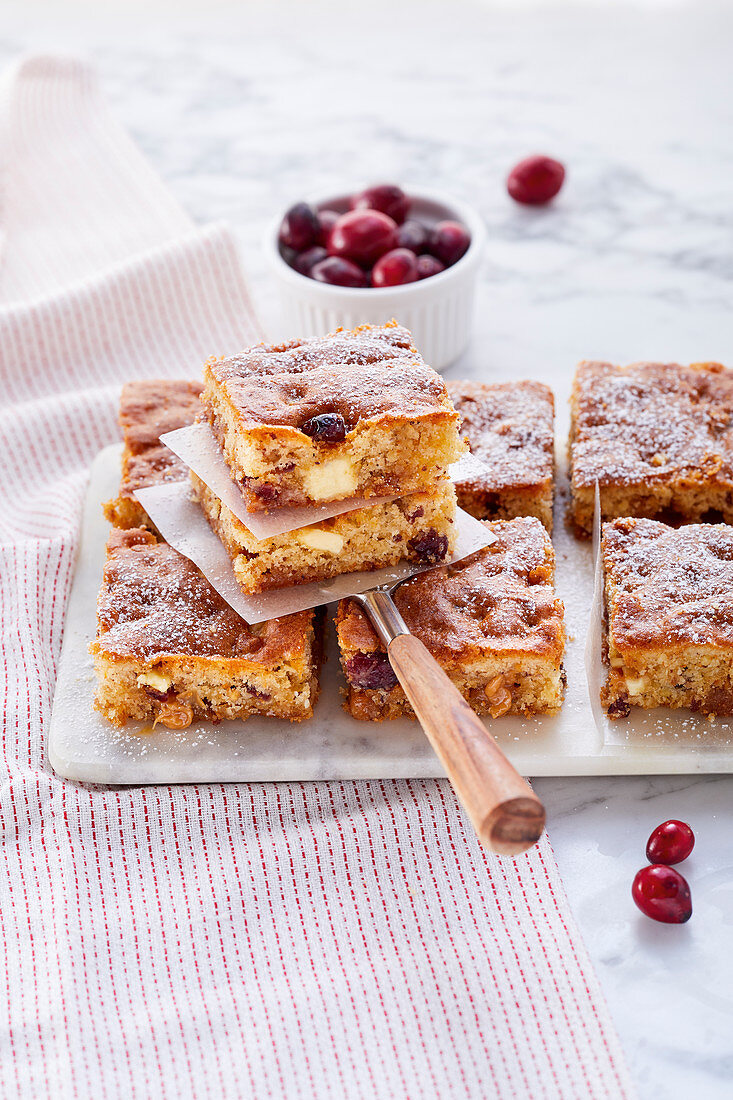 Caramel and cranberry slices