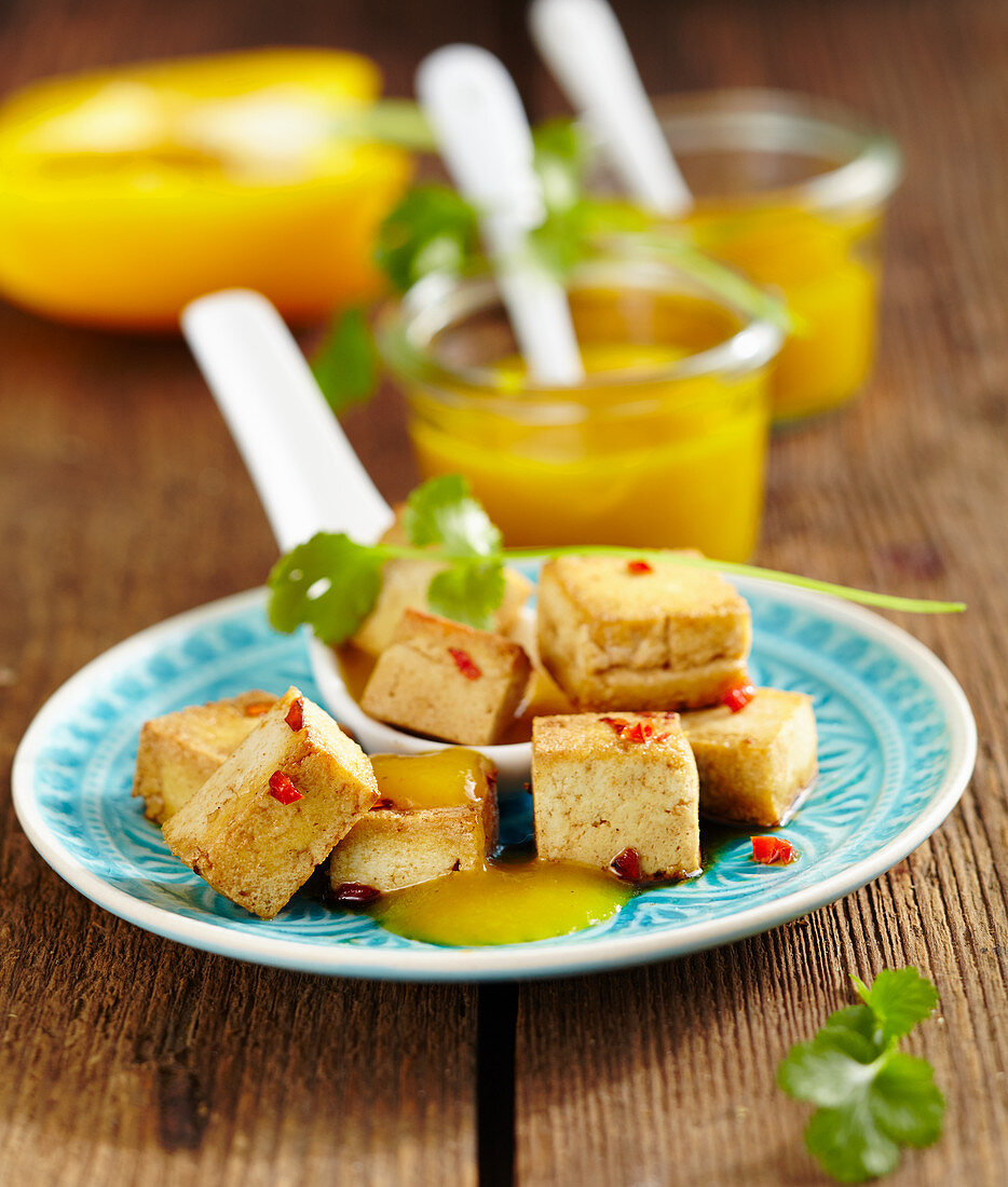 Tofu cubes with homemade yellow pepper ketchup